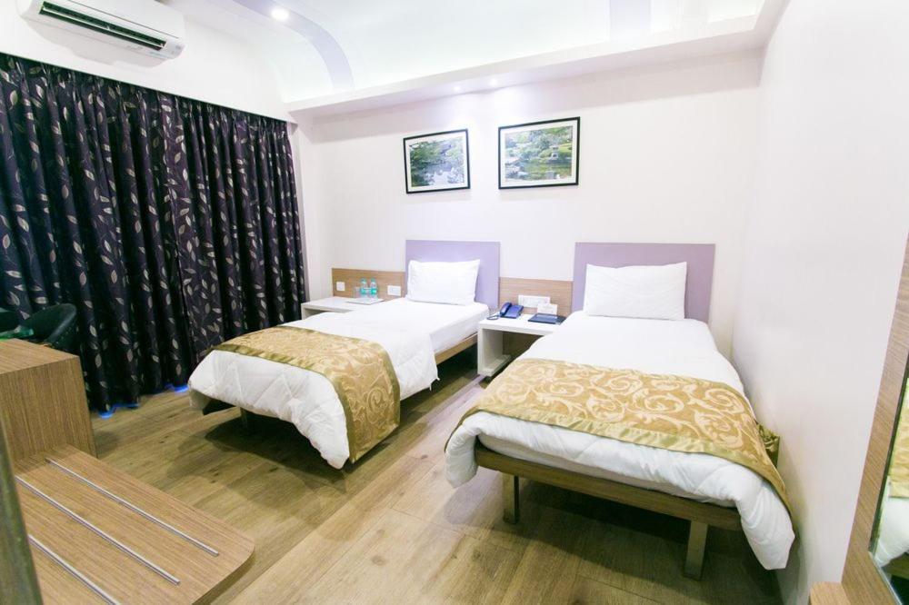 Seasons Hotel Mira-Bhayandar Exterior foto
